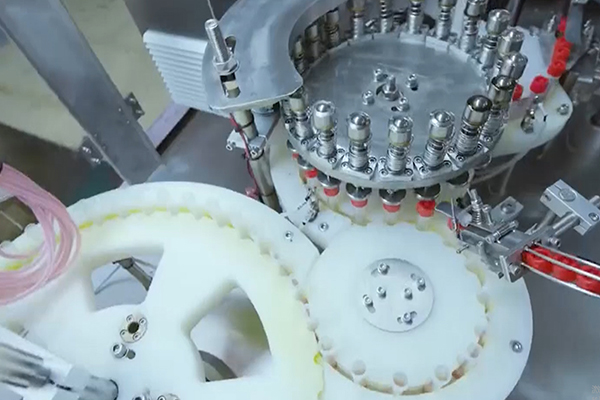 自動化生產(chǎn)設(shè)備的應(yīng)用與發(fā)展 自動化生產(chǎn)設(shè)備的應(yīng)用與發(fā)展