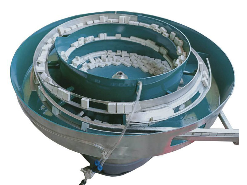 五金配件自動組裝機制造企業向智能化生產 五金配件自動組裝機制造企業向智能化生產